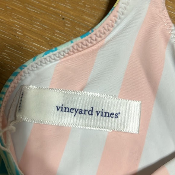 Vineyard vines Tropical Print Strappy Bikini Top size S/p NWOT - Picture 5 of 10
